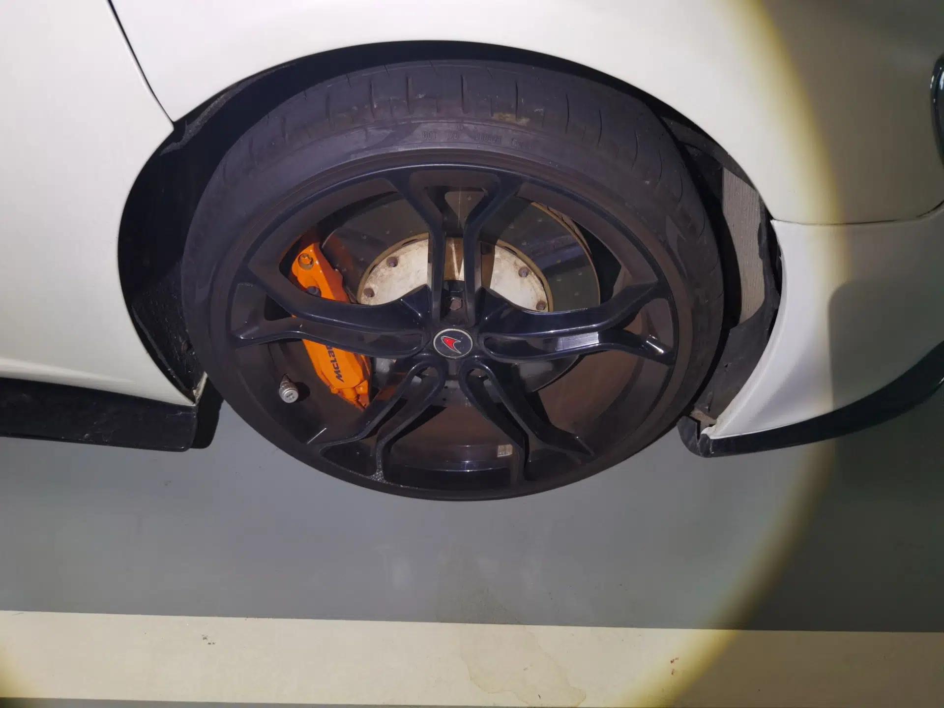 McLaren 12C 2013 3.8T COUPE — миниатюра 8