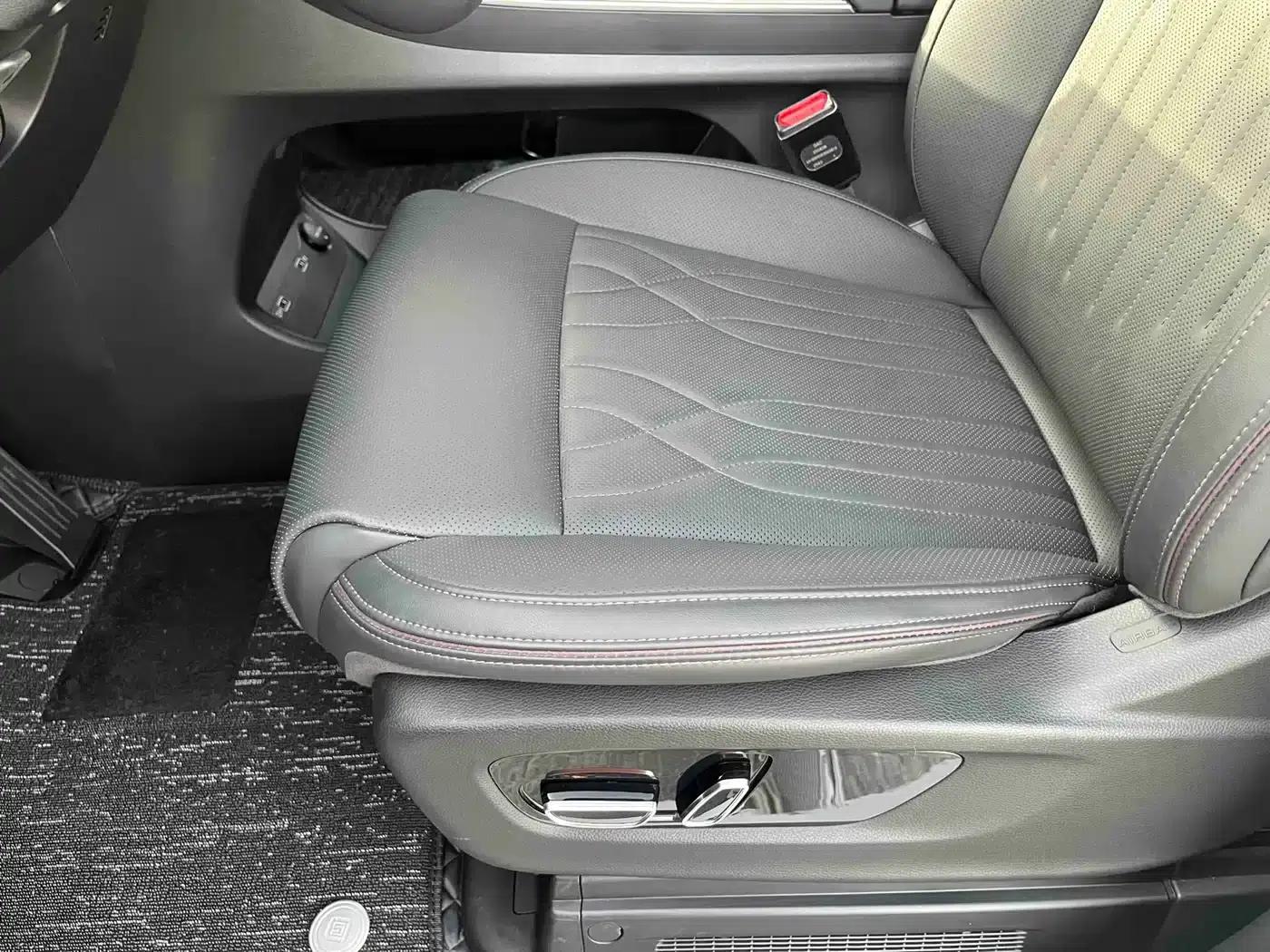 Trumpchi M8 2024 Master Series 400T Premium Edition — миниатюра 9