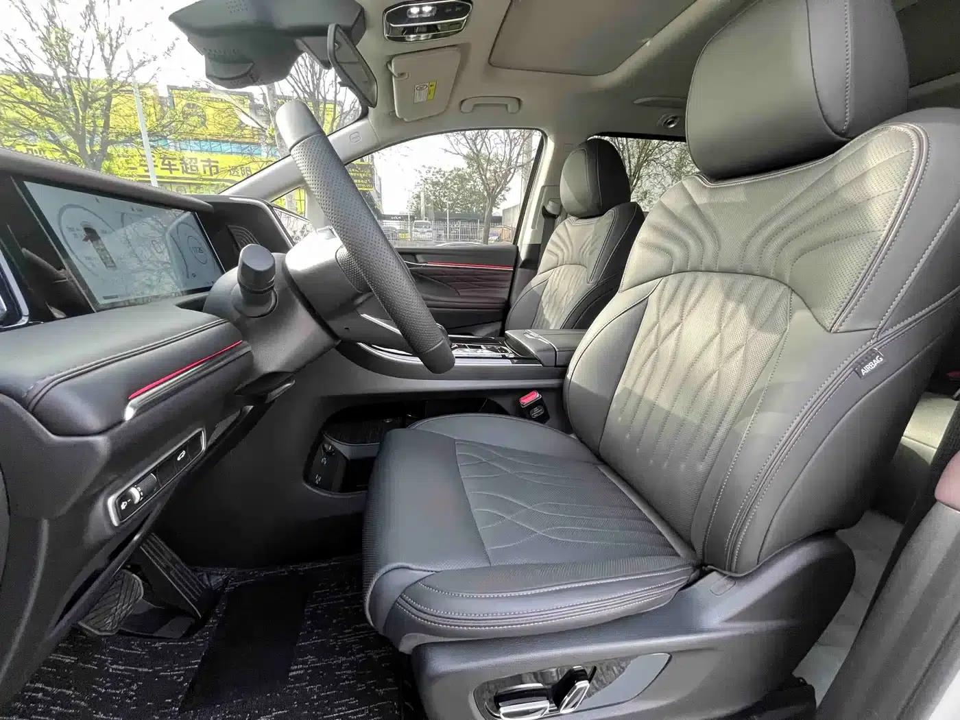 Trumpchi M8 2024 Master Series 400T Premium Edition — миниатюра 10