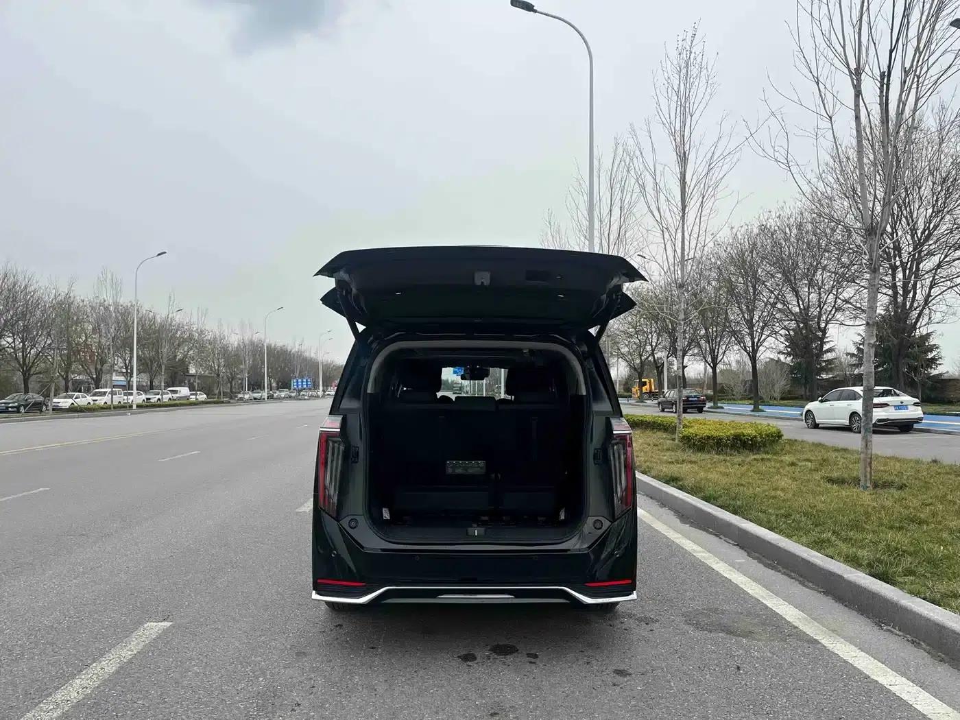 Trumpchi M8 2024 Master Series 400T Premium Edition — миниатюра 18