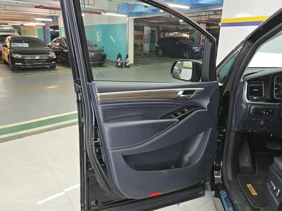 Trumpchi M8 2023 Leading Series 390T Premium Edition — миниатюра 7