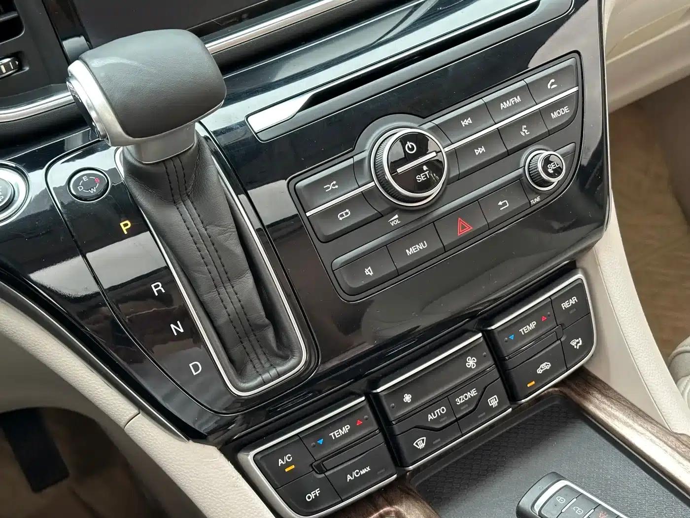 Trumpchi M8 2018 320T Luxury Edition — миниатюра 11