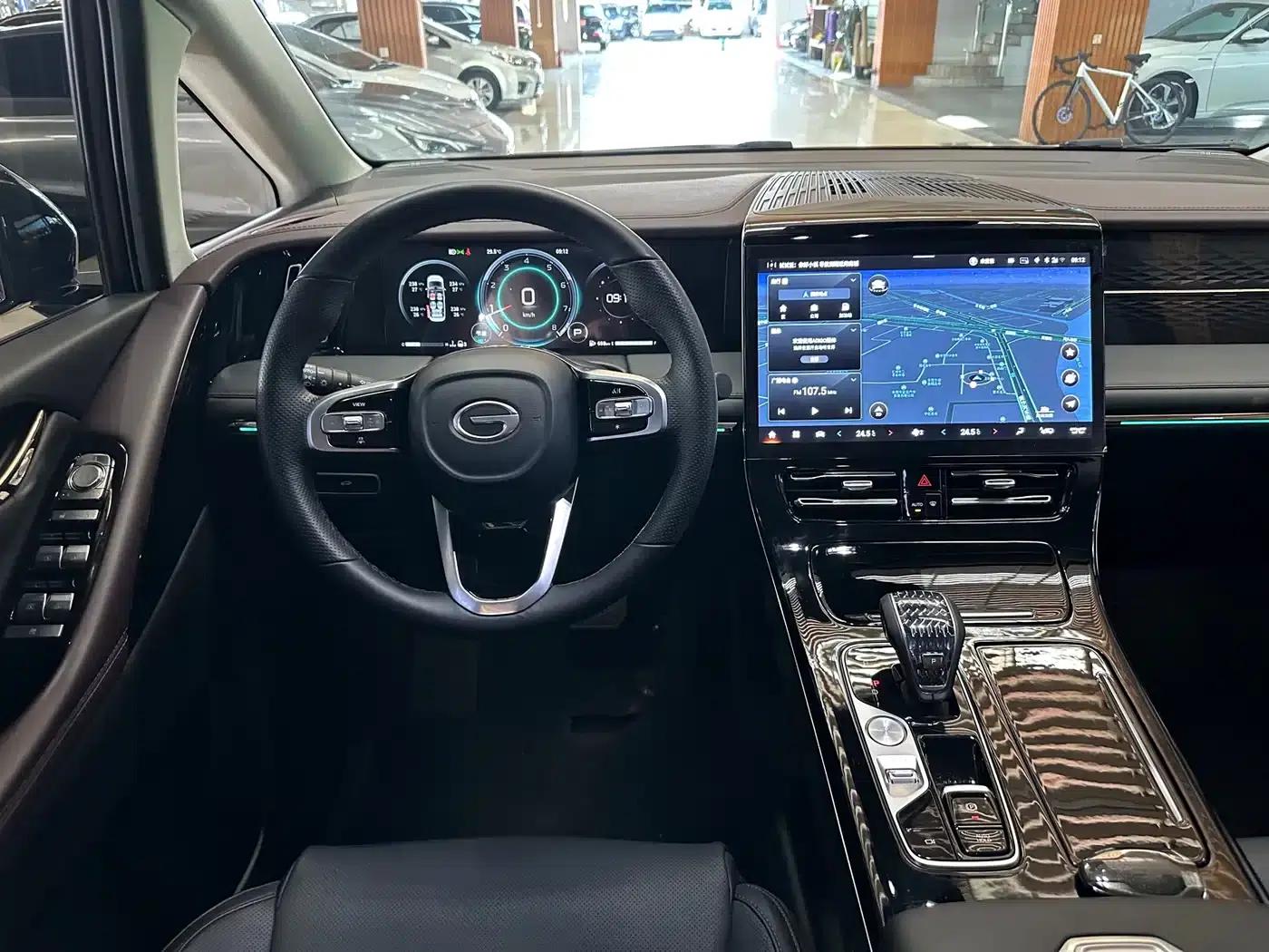 Trumpchi M8 2024 Master Series 400T Supreme Edition — миниатюра 11