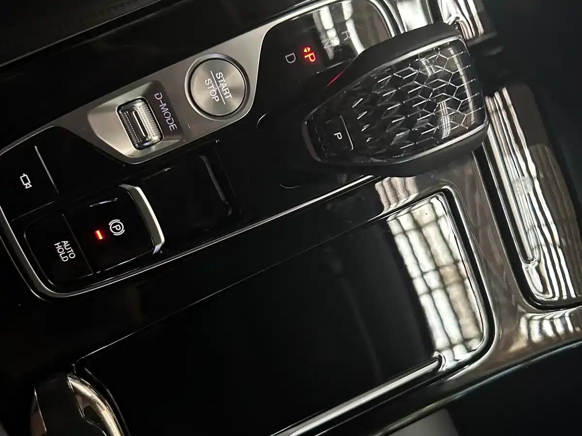 Trumpchi M8 2024 Master Series 400T Supreme Edition — миниатюра 14