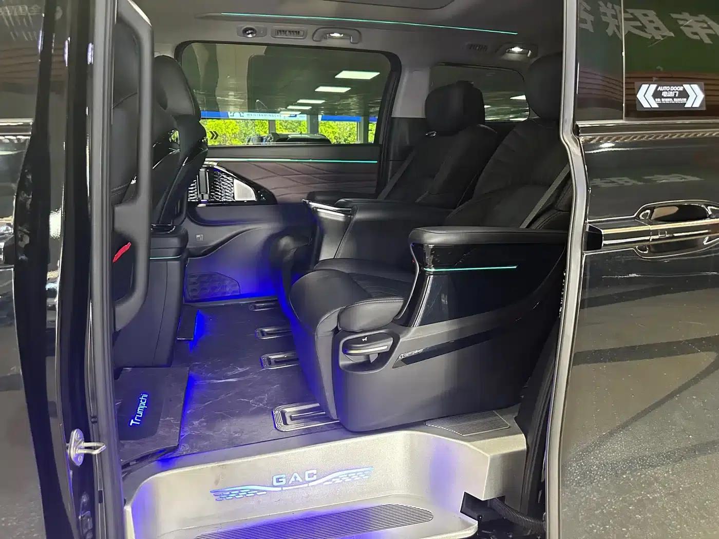 Trumpchi M8 2024 Master Series 400T Supreme Edition — миниатюра 9