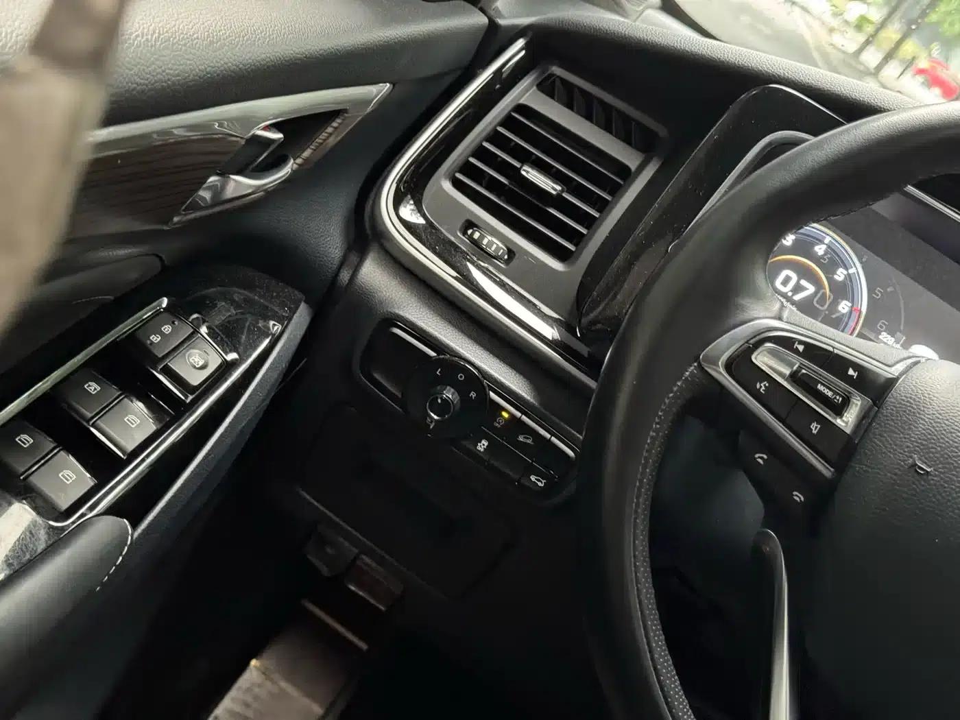 Trumpchi M8 2021 Leading Series 390T Premium Edition — миниатюра 18