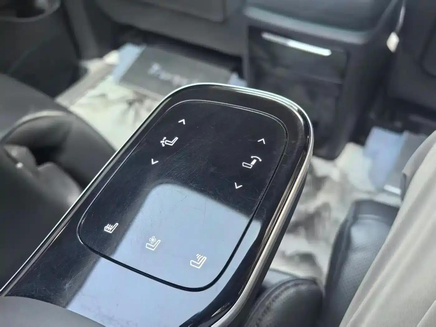 Trumpchi M8 2024 Master Series Super Hybrid Edition — миниатюра 22