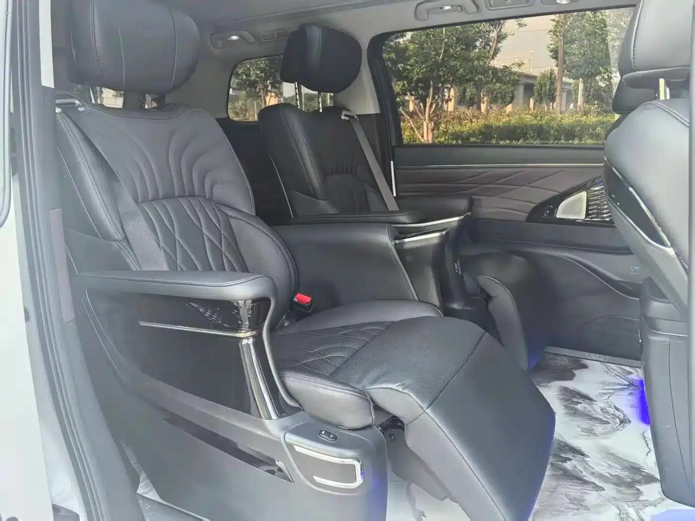 Trumpchi M8 2024 Master Series Super Hybrid Edition — миниатюра 8