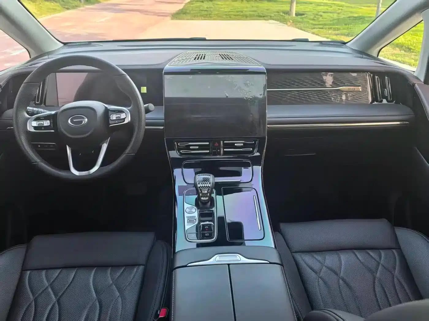 Trumpchi M8 2024 Master Series Super Hybrid Edition — миниатюра 10