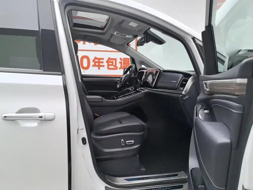 Trumpchi M8 2023 Master Series 390T Supreme Edition — миниатюра 23