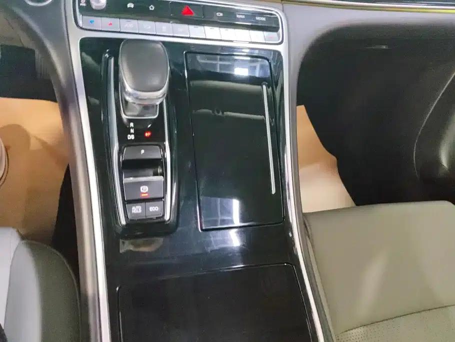 Trumpchi M8 2021 Leading Series 390T Supreme Edition — миниатюра 16