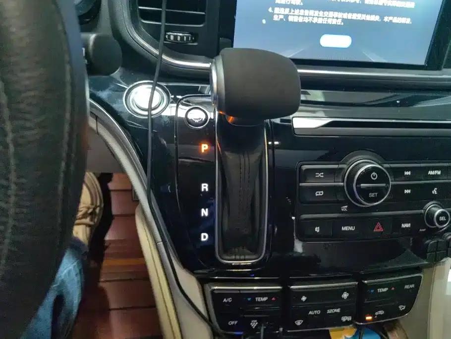 Trumpchi M8 2018 320T Premium Edition — миниатюра 16
