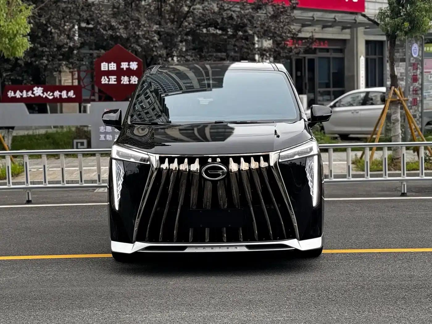 Trumpchi M8 2023 Master Series 400T Supreme Edition — миниатюра 1