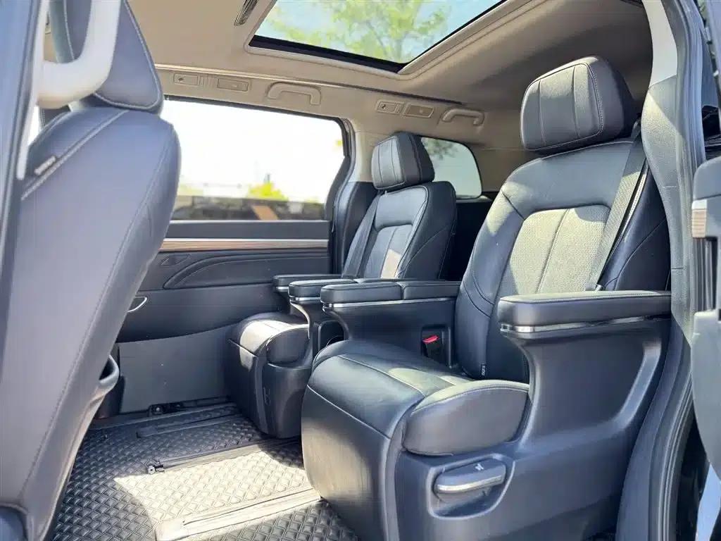 Trumpchi M8 2021 Leading Series 390T Supreme Edition — миниатюра 6