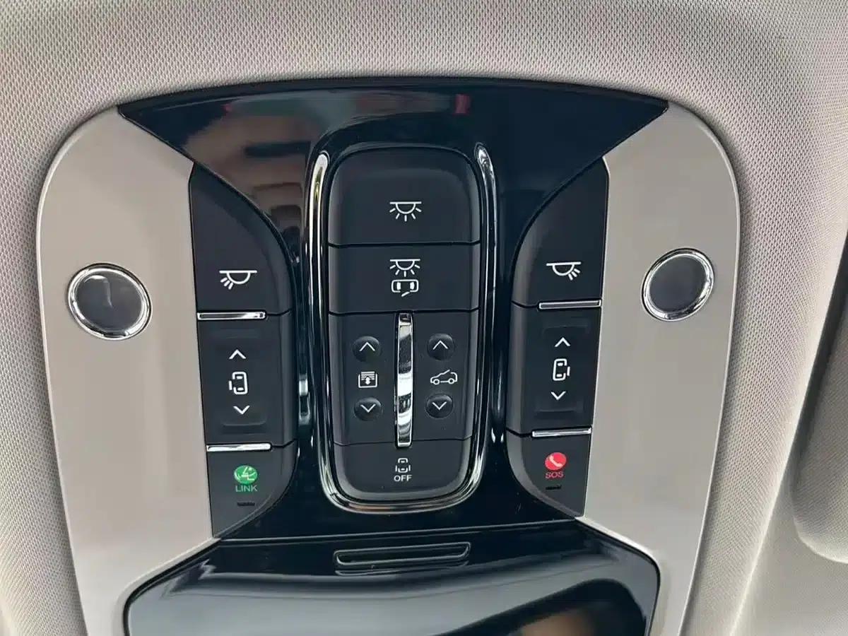 Trumpchi M8 2021 Leading Series 390T Premium Edition — миниатюра 11