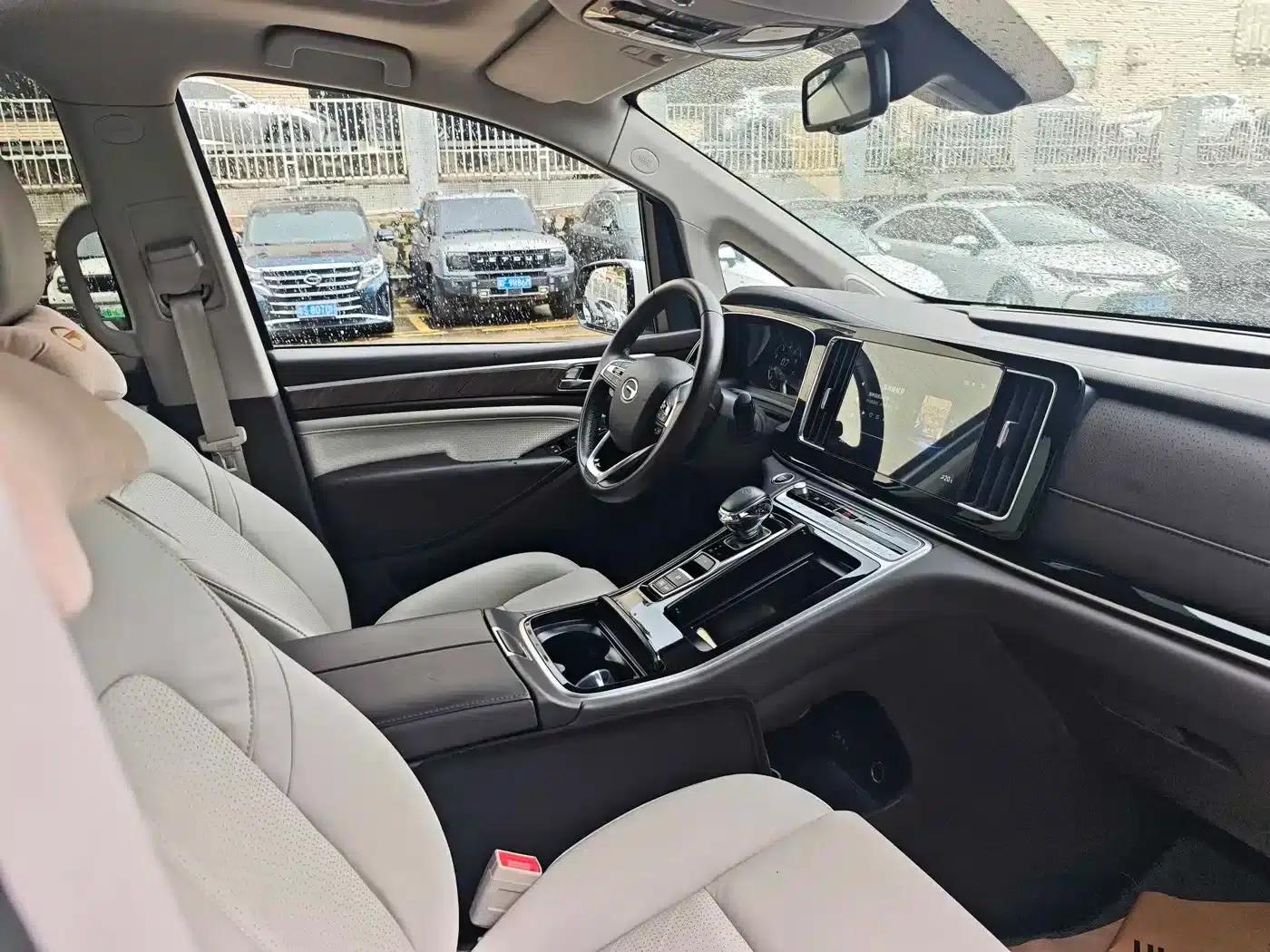 Trumpchi M8 2023 Leading Series 390T Premium Edition — миниатюра 14