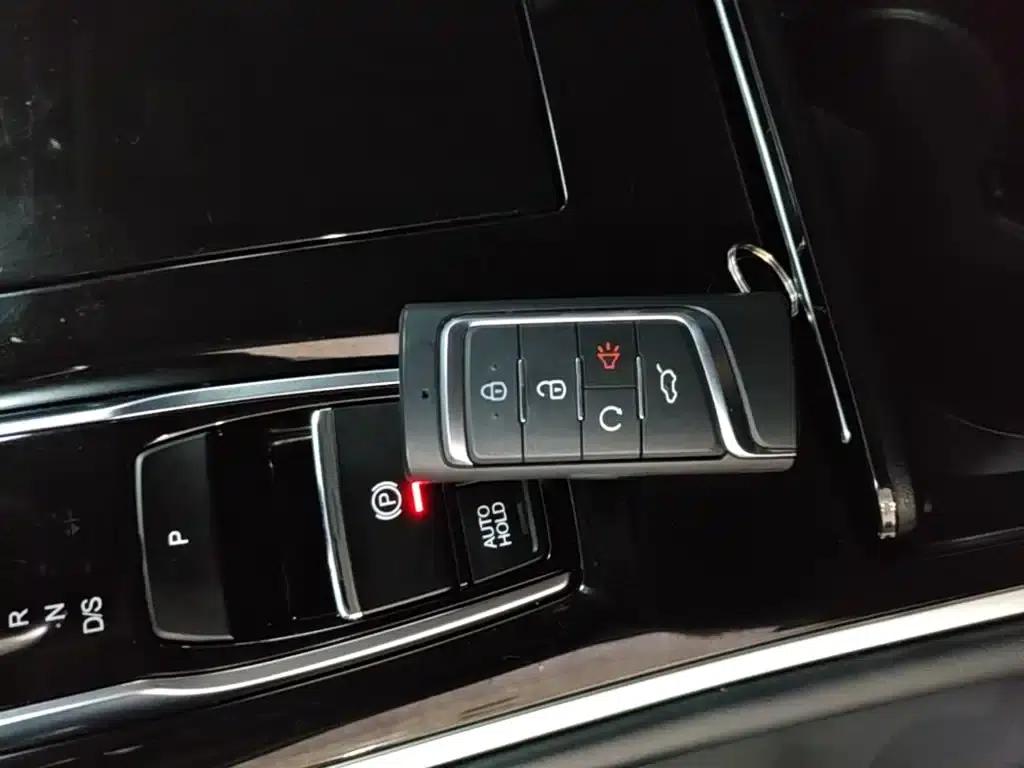 Trumpchi M8 2024 Leading Series 390T Luxury Edition — миниатюра 9