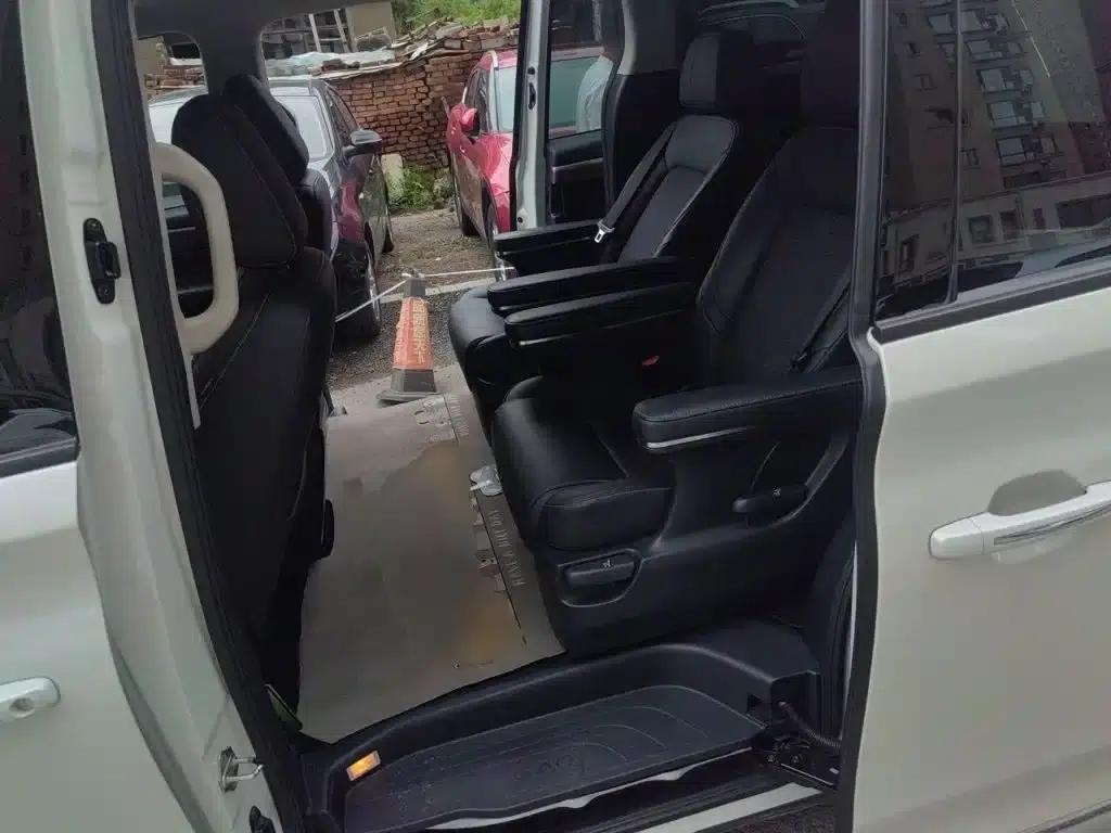 Trumpchi M8 2021 Facelift, Elite Series 390T Luxury Edition — миниатюра 14