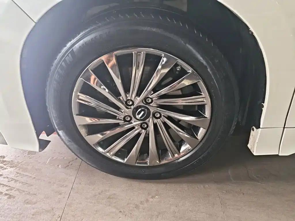 Trumpchi M8 2021 Master Series 390T Supreme Edition — миниатюра 23