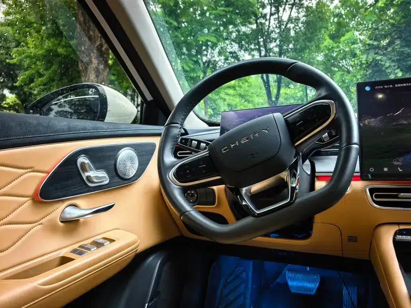 Chery Arrizo 8 PRO 2025 1.6T DCT Comfort Model — миниатюра 12