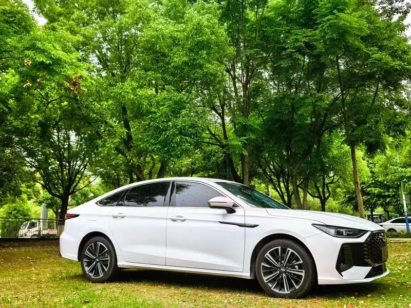 Chery Arrizo 8 PRO 2025 1.6T DCT Comfort Model — миниатюра 3