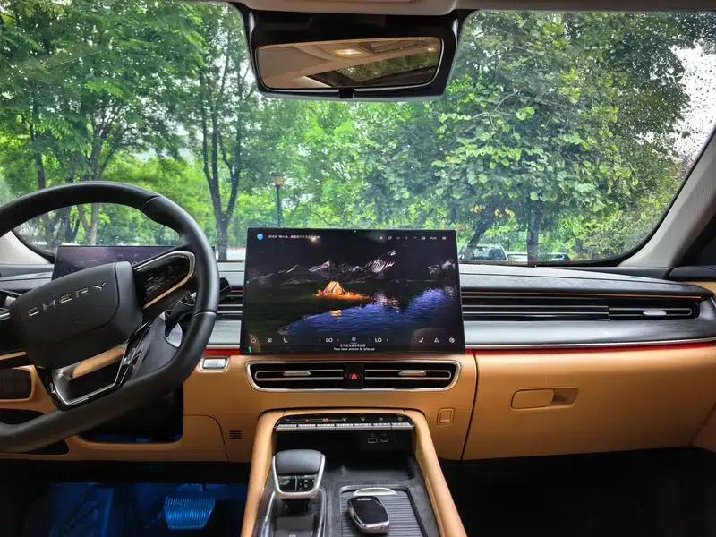 Chery Arrizo 8 PRO 2025 1.6T DCT Comfort Model — миниатюра 9