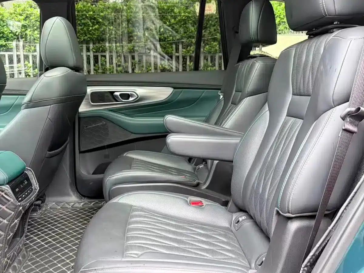Trumpchi GS8 2022 Navigator Series 2.0TGDI 2WD Luxury Intelligent Connected Edition (Six Seats) — миниатюра 7