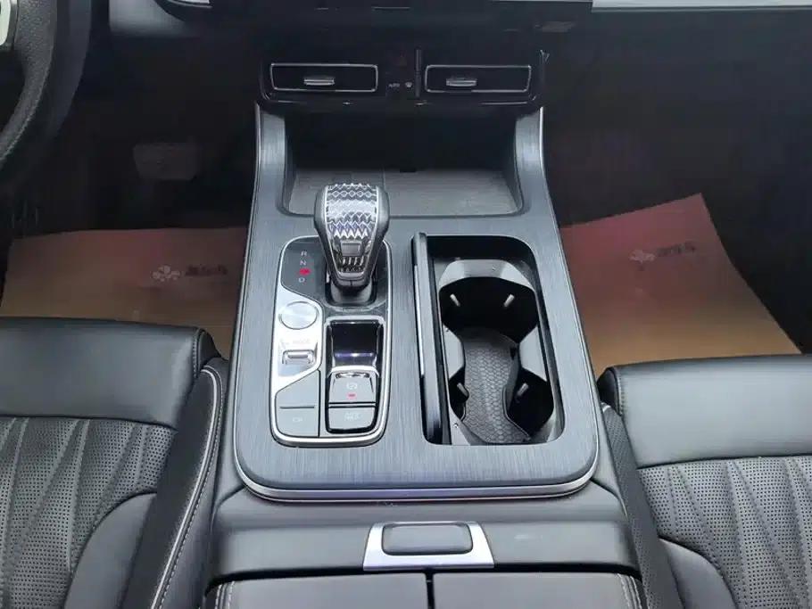 Trumpchi GS8 2022 Navigator Series 2.0TGDI 4WD Luxury Intelligent Connected Edition (7-seater) — миниатюра 16