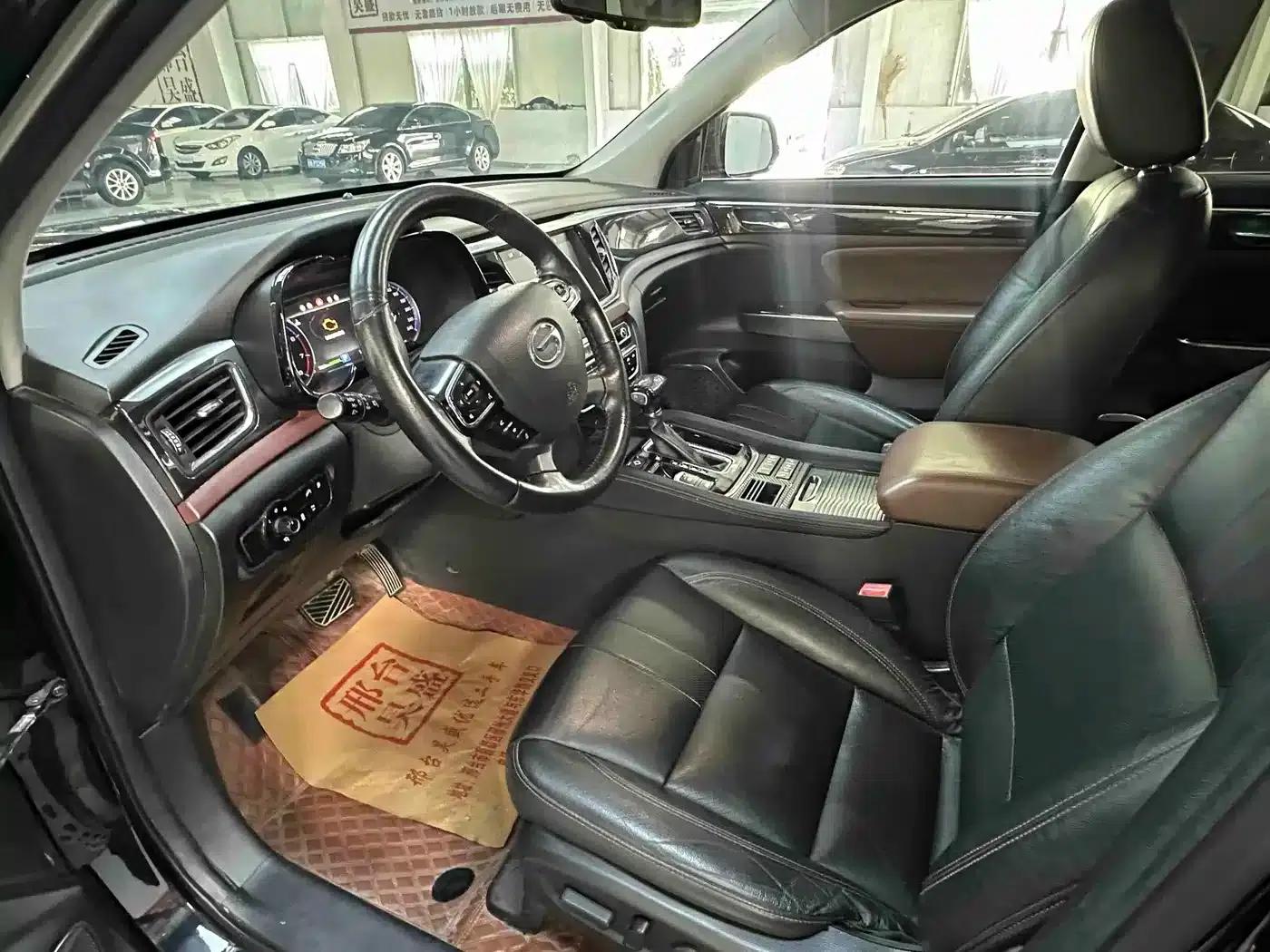 Trumpchi GS8 2017 320T 2WD Luxury Intelligent Connected Edition (7-seater) — миниатюра 13
