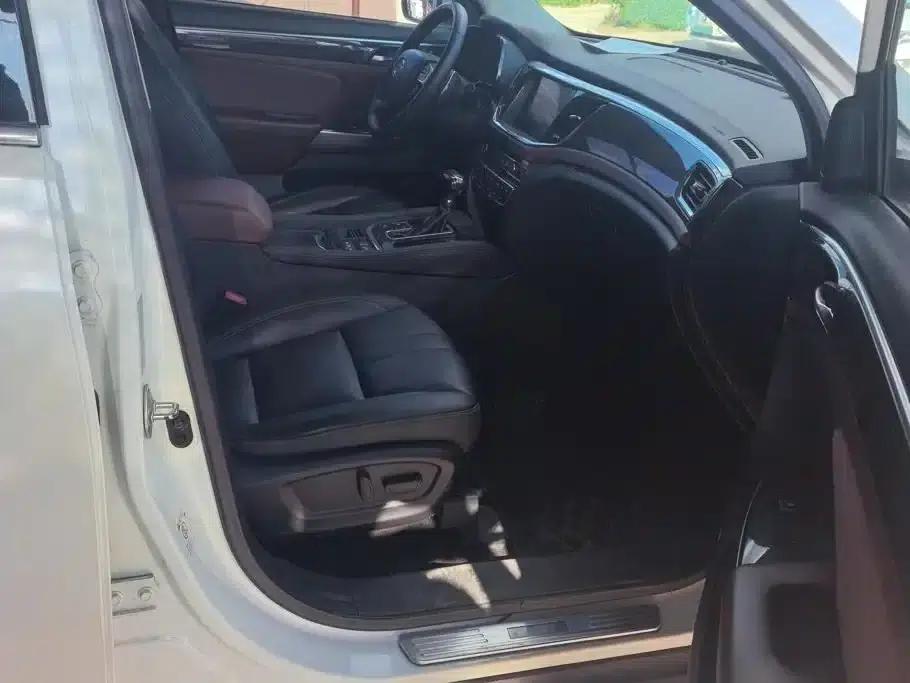 Trumpchi GS8 2017 320T 2WD Luxury Intelligent Connected Edition (7-seater) — миниатюра 8
