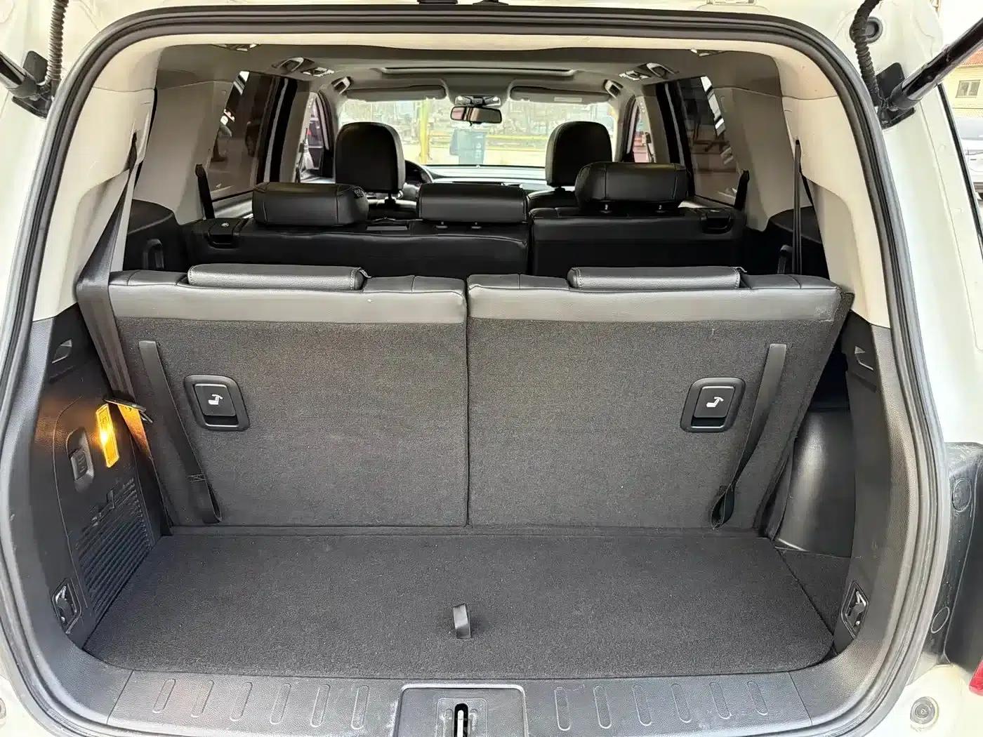 Trumpchi GS8 2017 320T 2WD Luxury Edition (7-seater) — миниатюра 19