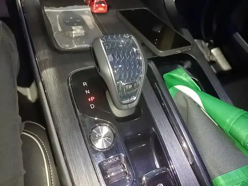 Trumpchi GS8 2022 Hybrid Series 2.0TM 2WD Premium Edition (Six Seats) — миниатюра 14