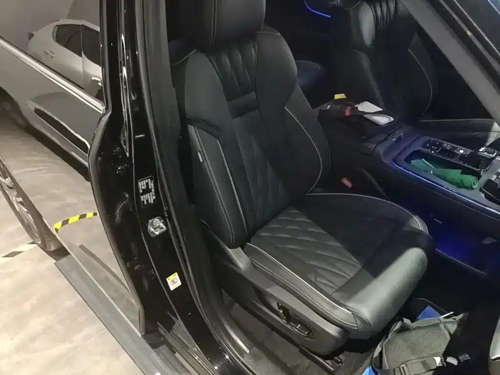 Trumpchi GS8 2022 Hybrid Series 2.0TM 2WD Premium Edition (Six Seats) — миниатюра 25