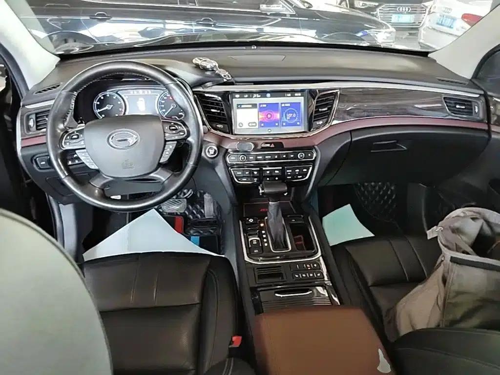 Trumpchi GS8 2017 320T 2WD Luxury Intelligent Connected Edition (7-seater) — миниатюра 10
