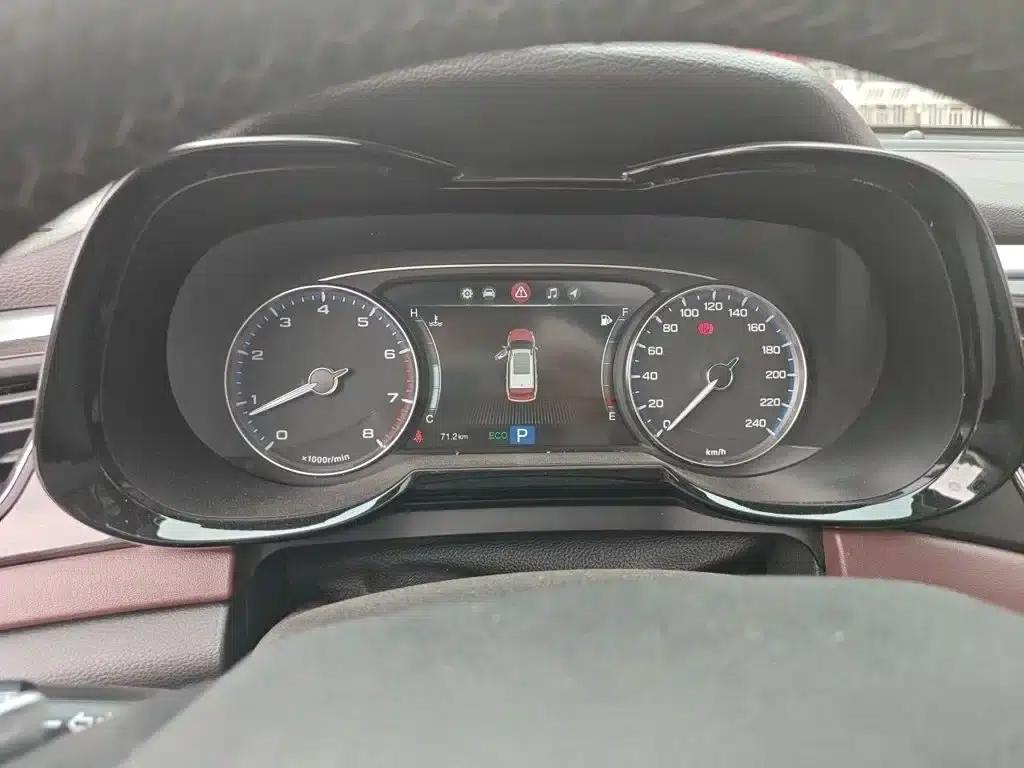 Trumpchi GS8 2017 320T 2WD Luxury Intelligent Connected Edition (7-seater) — миниатюра 4