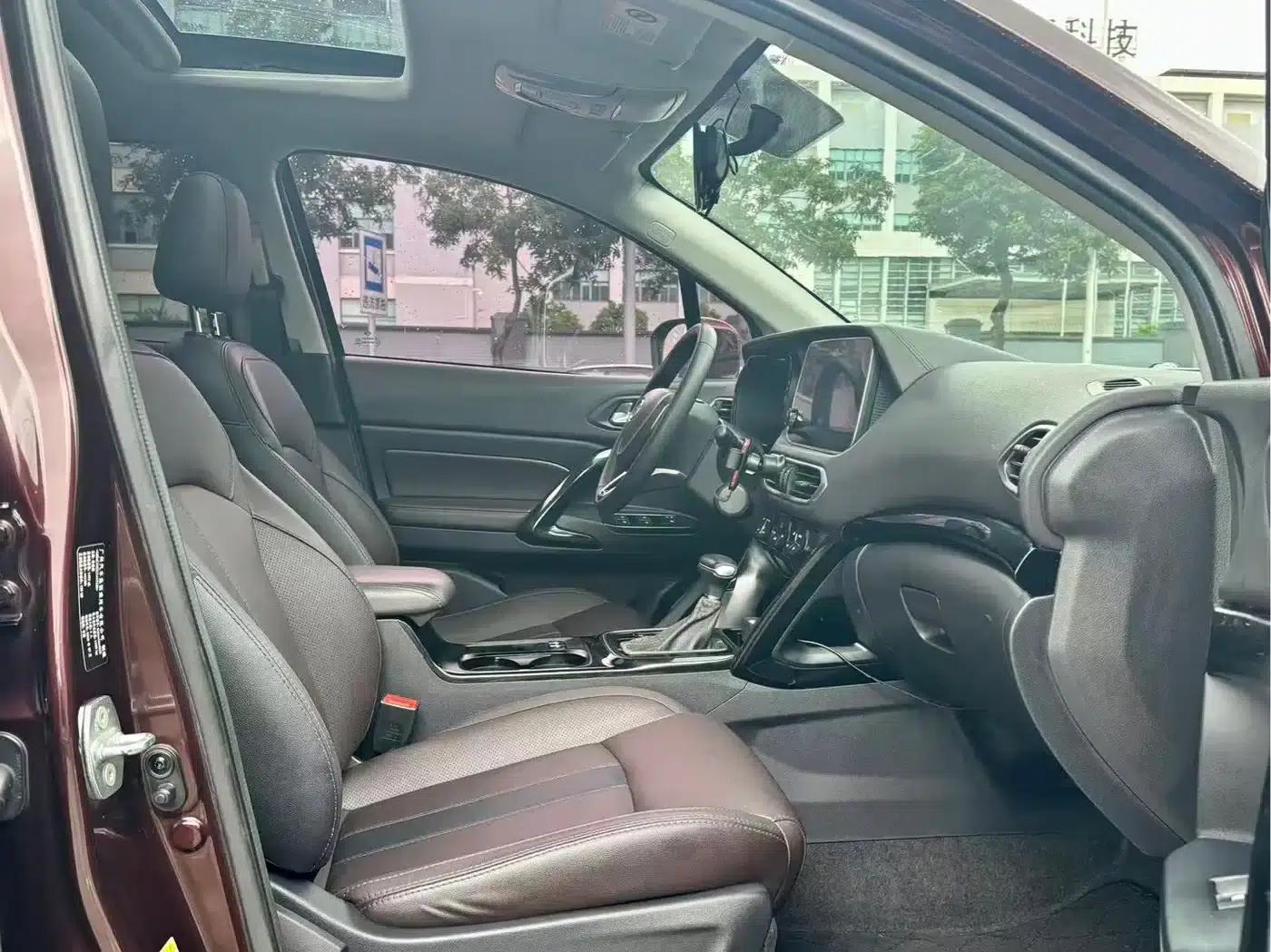 Trumpchi GS4 2018 235T Automatic 2WD Luxury Intelligent Edition — миниатюра 10