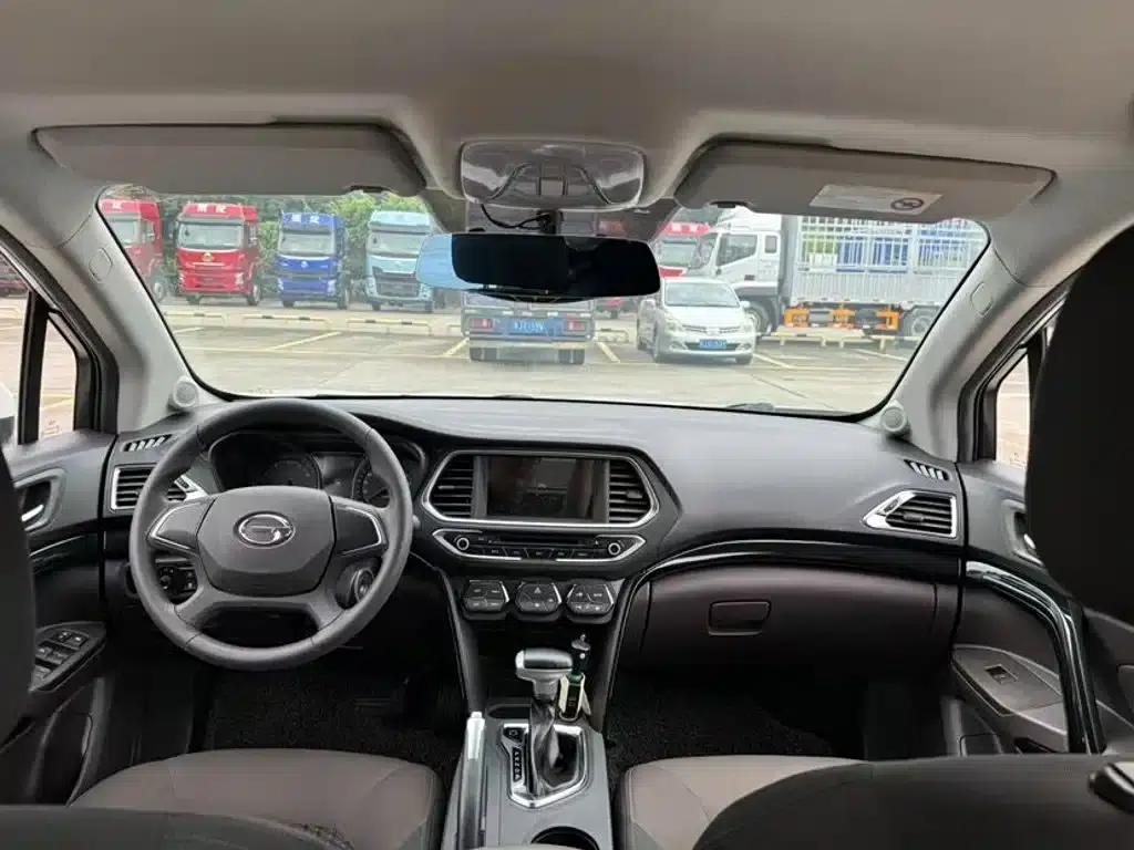 Trumpchi GS4 2015 200T G-DCT Comfort Edition — миниатюра 5