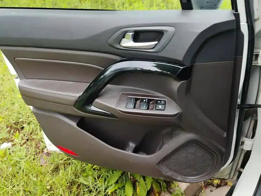 Trumpchi GS4 2015 200T Manual Deluxe Edition — миниатюра 7