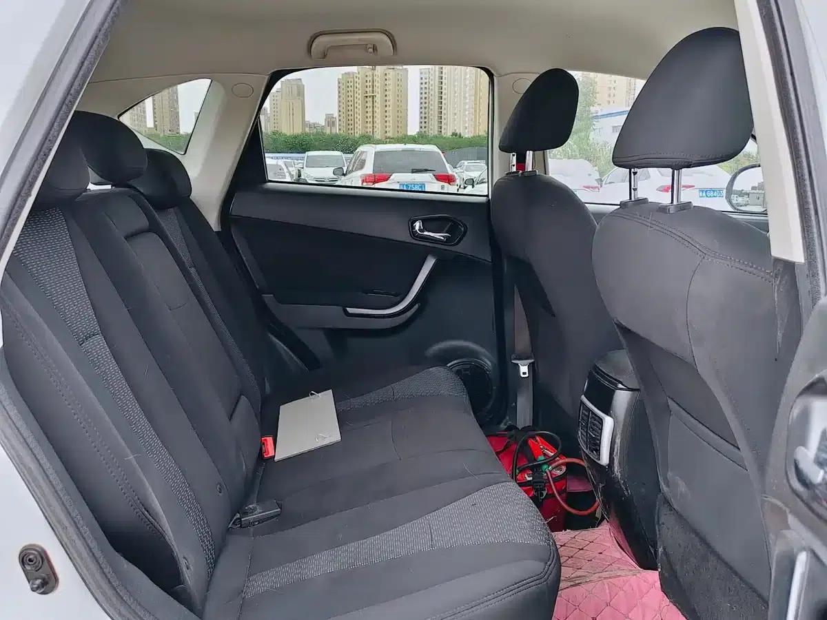 Trumpchi GS4 2018 235T Automatic 2WD Luxury Intelligent Edition — миниатюра 4