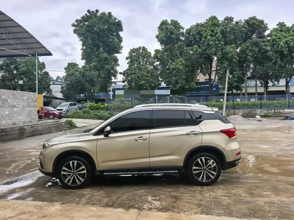 Trumpchi GS4 2015 200T G-DCT Premium Edition — миниатюра 6