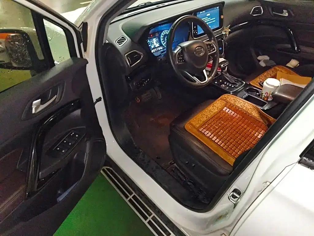 Trumpchi GS4 2018 235T Automatic 2WD Luxury Intelligent Connectivity Millionth Anniversary Edition — миниатюра 14