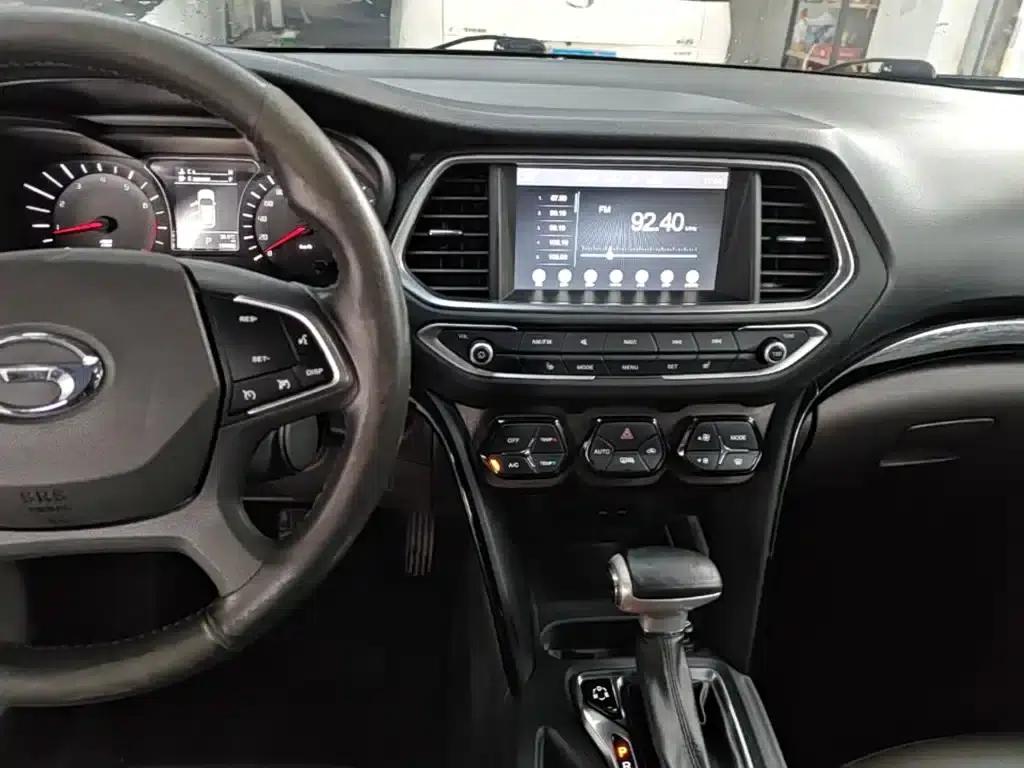 Trumpchi GS4 2017 235T Automatic 2WD Luxury Intelligent Edition — миниатюра 13