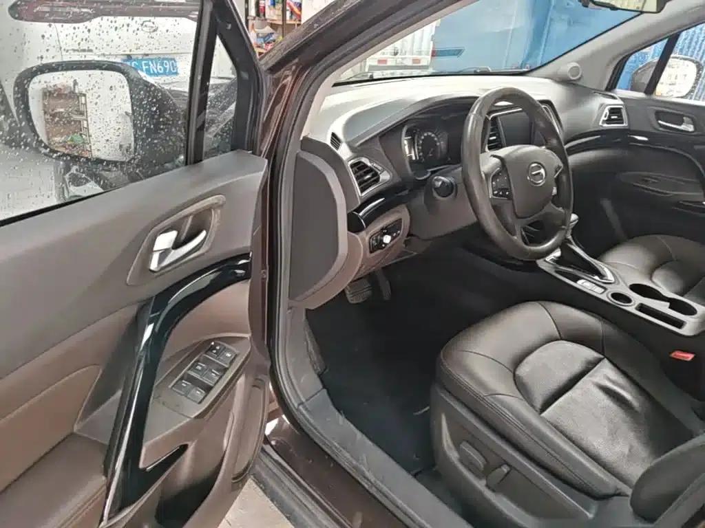 Trumpchi GS4 2017 235T Automatic 2WD Luxury Intelligent Edition — миниатюра 16