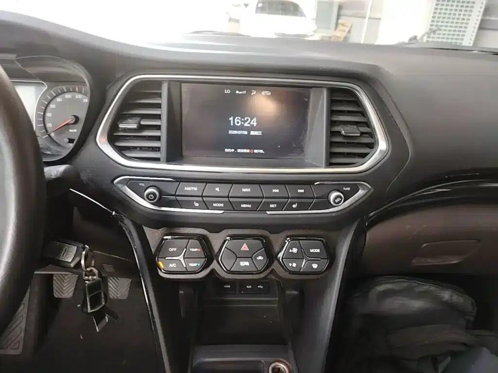 Trumpchi GS4 2015 200T Manual Deluxe Edition — миниатюра 13