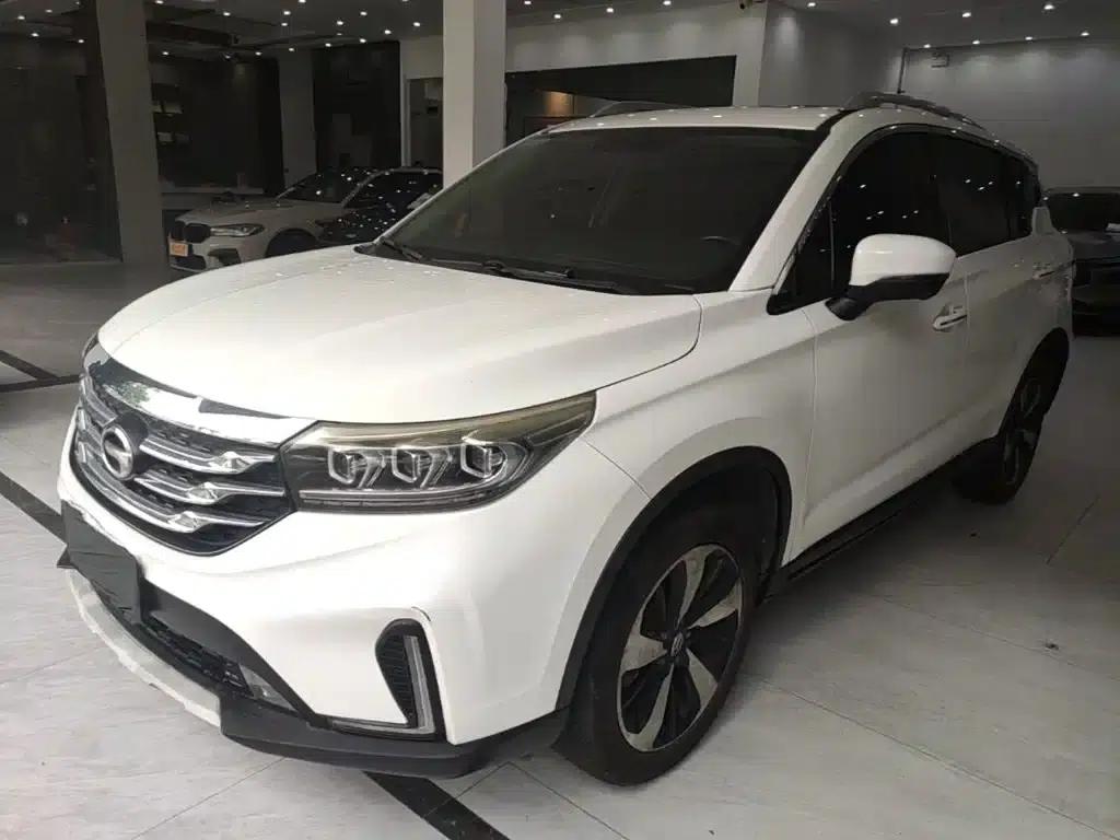 Trumpchi GS4 2018 235T Automatic 2WD Luxury Intelligent Connectivity Millionth Anniversary Edition — миниатюра 1