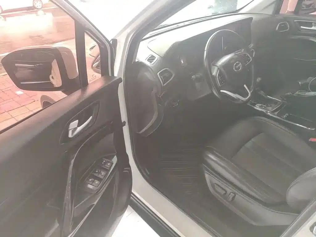 Trumpchi GS4 2018 235T Automatic 2WD Luxury Intelligent Connectivity Millionth Anniversary Edition — миниатюра 16