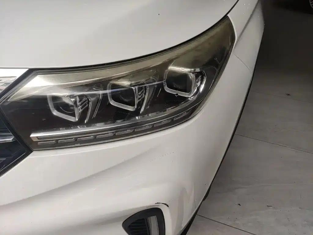 Trumpchi GS4 2018 235T Automatic 2WD Luxury Intelligent Connectivity Millionth Anniversary Edition — миниатюра 24