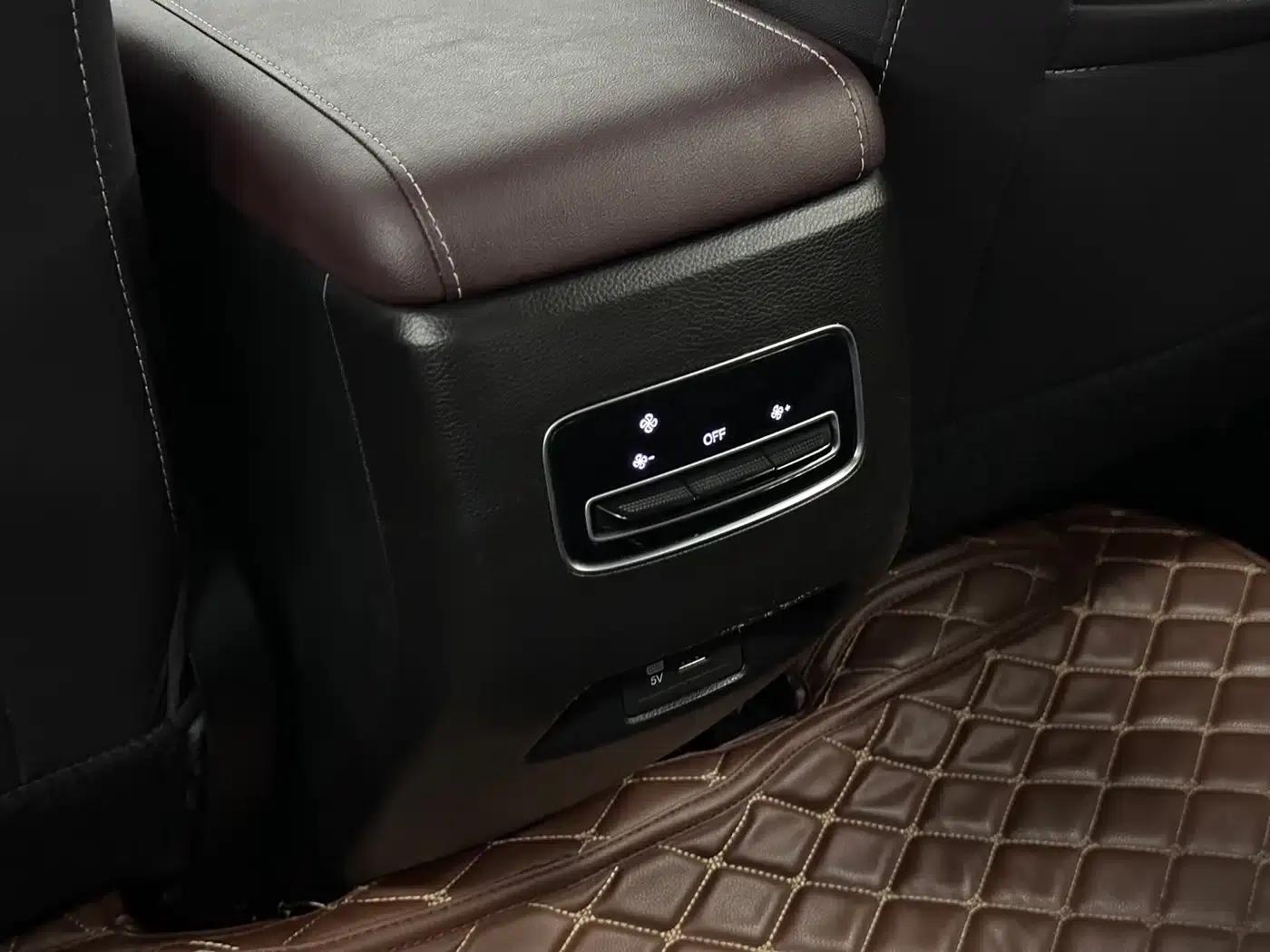 Trumpchi M6 2023 PRO 270T DCT Elite Edition — миниатюра 10