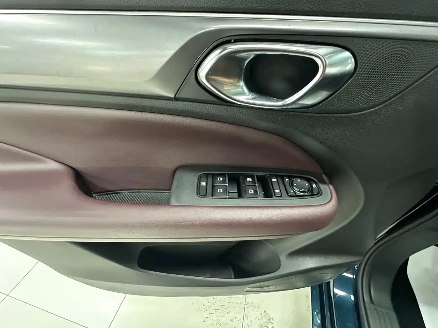 Trumpchi M6 2021 PRO 270T Automatic Luxury Edition — миниатюра 18