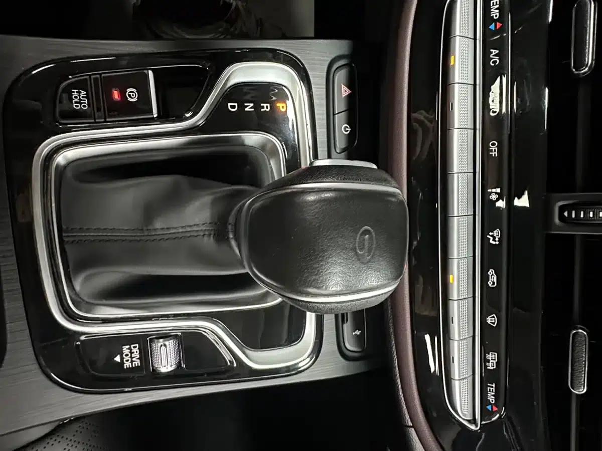 Trumpchi M6 2021 PRO 270T Automatic Luxury Edition — миниатюра 23